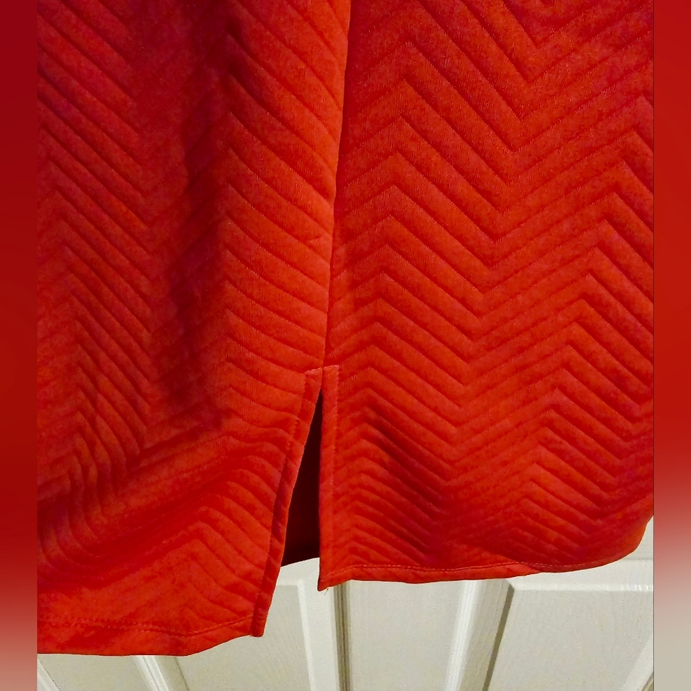 Plus Size Coral Pencil Skirt - Picture 3 of 4
